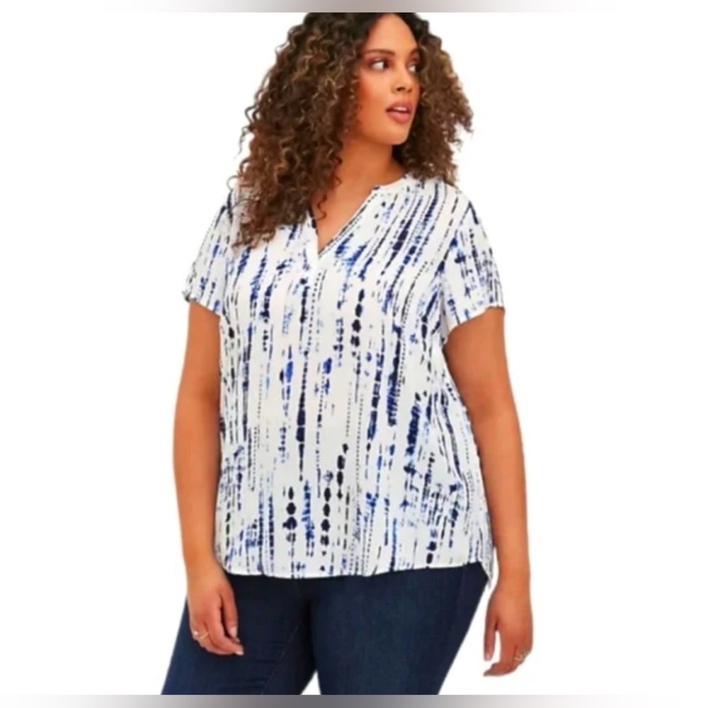 Torrid White and Blue Abstract Blouse